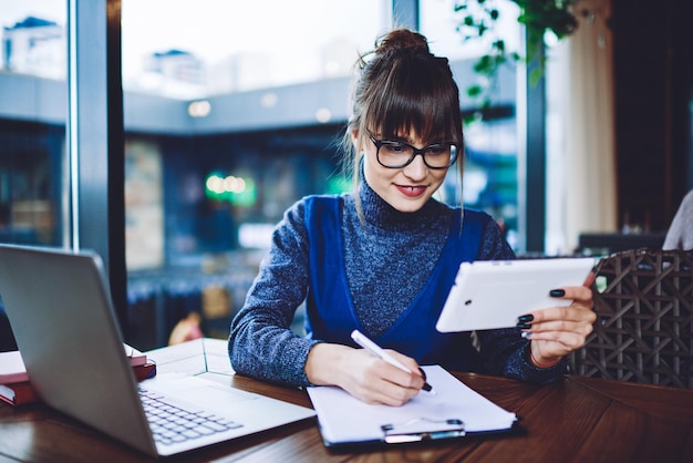 Organized financial workspace
